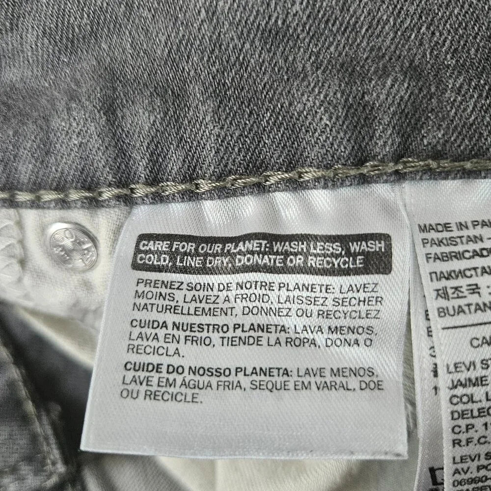 Levi's Men's Jeans Size W38 X L32 Gray Straight Leg WPL 423 CA00342 - Picture 6 of 12